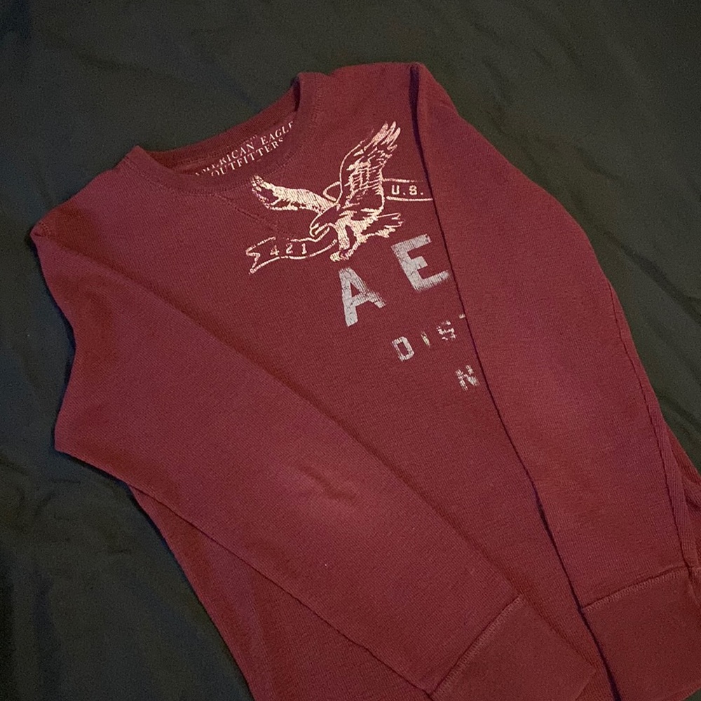 American Eagle crewneck sweater - great condition